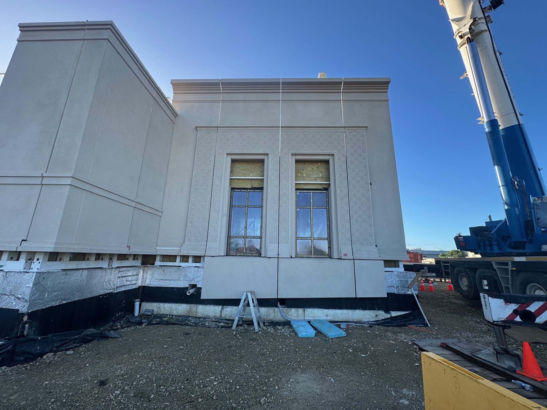 Detalle de la aguja central del Templo de Port Vila con elementos de GFRC